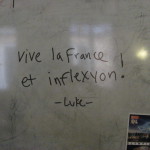 writing in french on a whiteboard